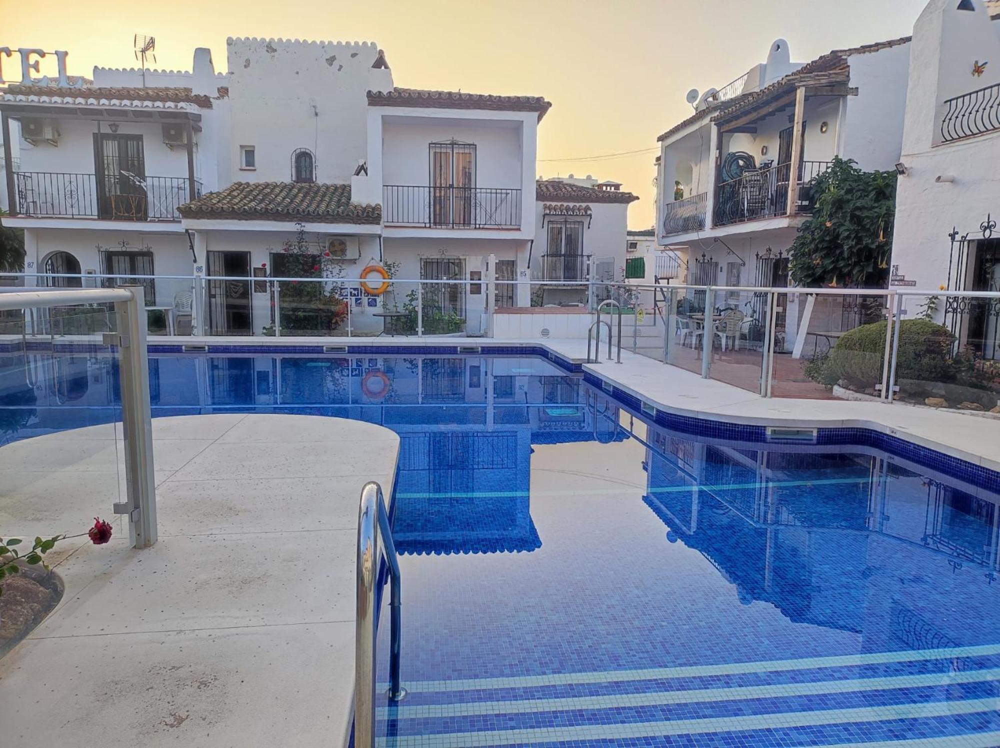 Villa Nueva Nerja 22 Menyber Exterior foto
